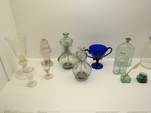 Glasbruk AB (Glassworks).